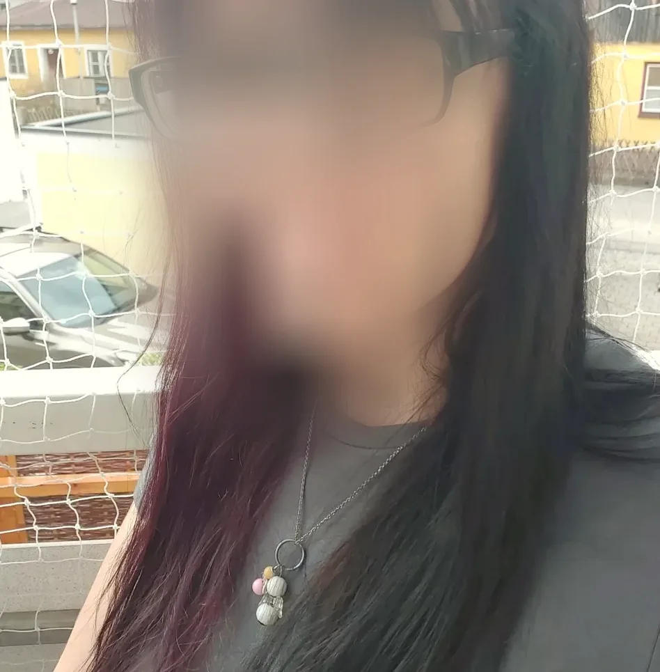 Magda, 37