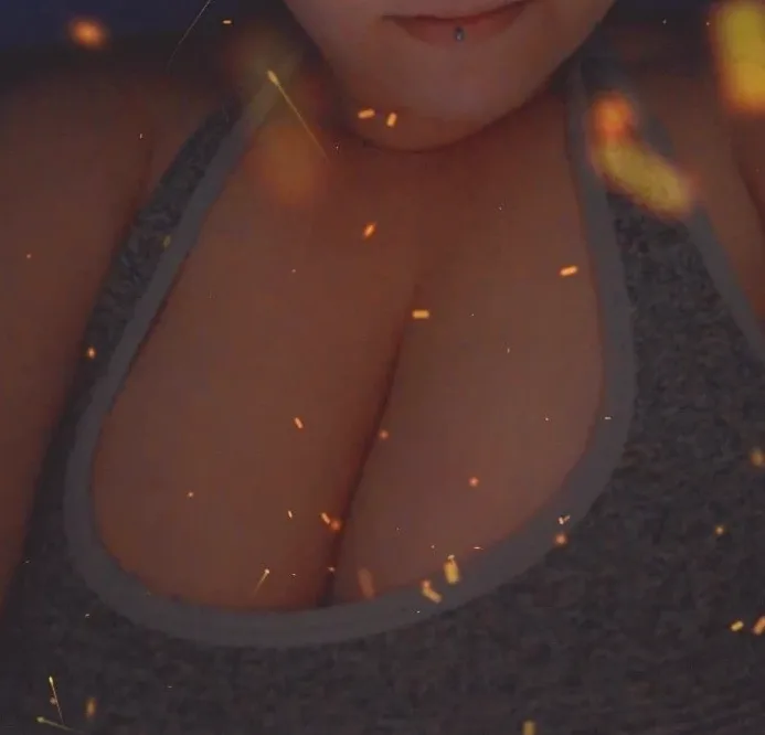 Poppy, 30